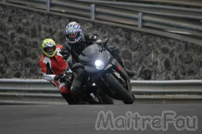 Photo MaitreFou - Auteur : Benjamin - Mots cl&eacute;s :  auto moto roulage tmvr cfg circuit defoulage pilotage gros cube mini soleil 