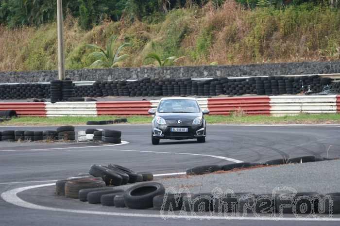 Photo MaitreFou - Auteur : Benjamin - Mots cl&eacute;s :  auto moto roulage tmvr cfg circuit defoulage pilotage gros cube mini soleil 