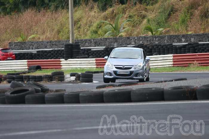 Photo MaitreFou - Auteur : Benjamin - Mots cl&eacute;s :  auto moto roulage tmvr cfg circuit defoulage pilotage gros cube mini soleil 