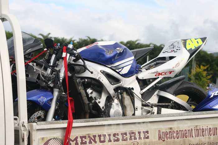 Photo MaitreFou - Auteur : Benjamin - Mots cl&eacute;s :  auto moto roulage tmvr cfg circuit defoulage pilotage gros cube mini soleil 