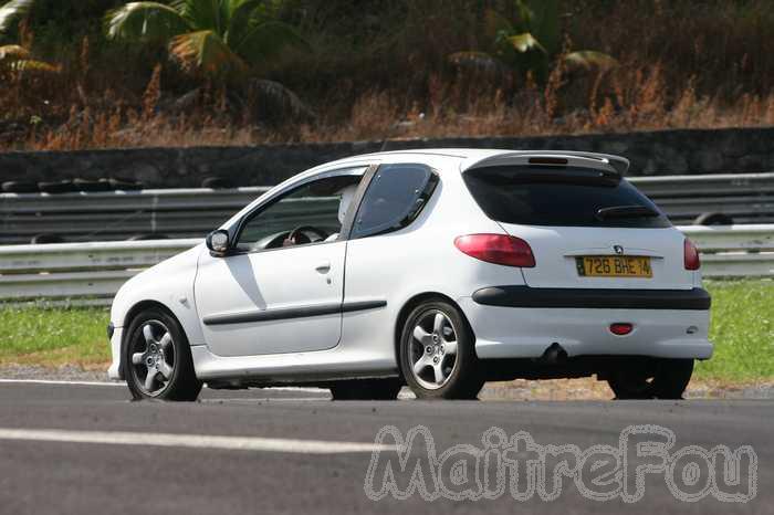 Photo MaitreFou - Auteur : Benjamin - Mots cl&eacute;s :  auto moto roulage tmvr cfg circuit defoulage pilotage gros cube mini soleil 