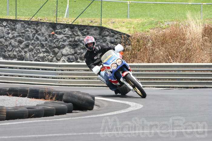 Photo MaitreFou - Auteur : Benjamin - Mots cl&eacute;s :  auto moto roulage tmvr cfg circuit defoulage pilotage gros cube mini soleil 