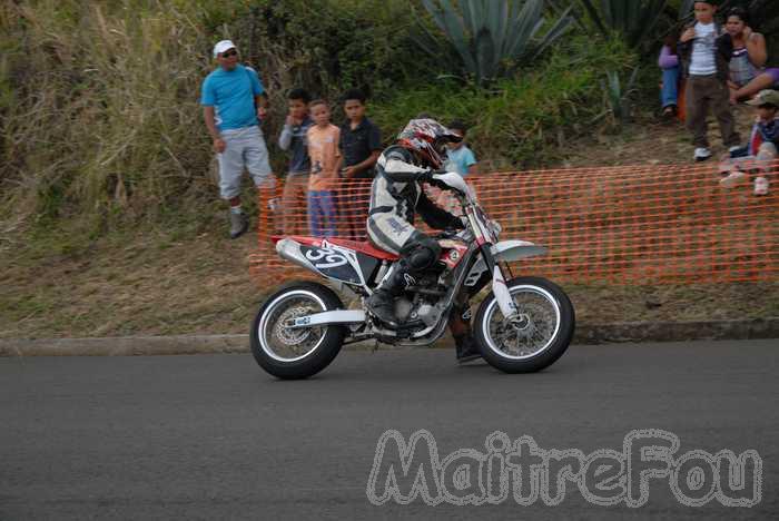 Photo MaitreFou - Auteur : Murielle et Benjamin - Mots clés :  moto course de cote pocket bike trail monobike routiere scooter boites trois bassins quads 