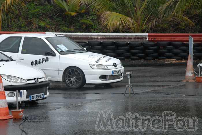 Photo MaitreFou - Auteur : Murielle et Oc&eacute;anne - Mots cl&eacute;s :  auto run olivier moutoussamy essais chronos pousse performances felix guichard pluie soleil journee licencies ouverte 