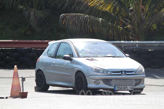 Photo MaitreFou - Auteur : Equipe MaitreFou - Mots clés :  auto grand run pousse performances circuit felix guichard soleil scs rer 