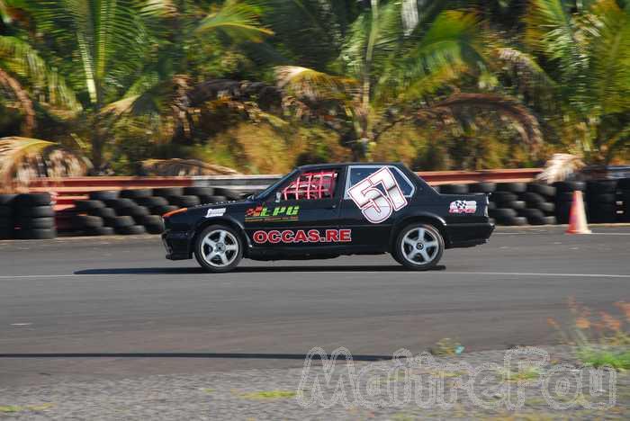 Photo MaitreFou - Auteur : Equipe MaitreFou - Mots clés :  auto bmw scs sprintcar sprint car cfg circuit felix guichard drift team 