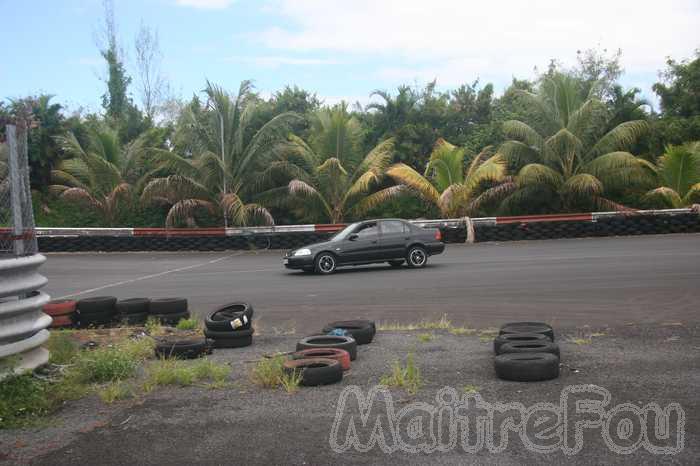 Photo MaitreFou - Auteur : Equipe MaitreFou - Mots clés :  auto cfg circuit pilotage jap974 