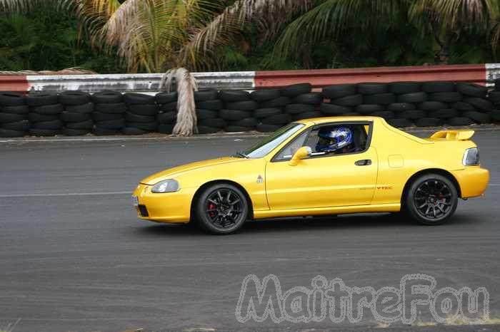 Photo MaitreFou - Auteur : Equipe MaitreFou - Mots clés :  auto cfg circuit pilotage jap974 