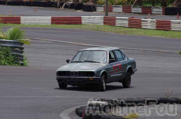 Photo MaitreFou - Auteur : Equipe MaitreFou - Mots clés :  auto cfg circuit associations clubs decouverte run974 jap974 maitrefou tmvr mazda seat subaru 4x4 sprintcar 