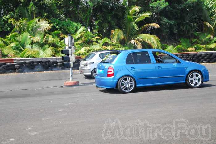 Photo MaitreFou - Auteur : Equipe MaitreFou - Mots clés :  auto run libre pousse performances circuit felix guichard 