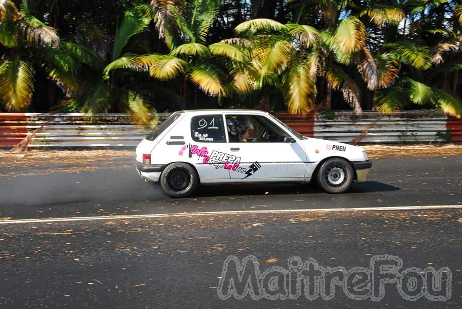 Photo MaitreFou - Auteur : MaitreFou - Mots clés :  auto moto cfg circuit run olivier moutoussamy essais libres pousse scooter drag tmax supra 