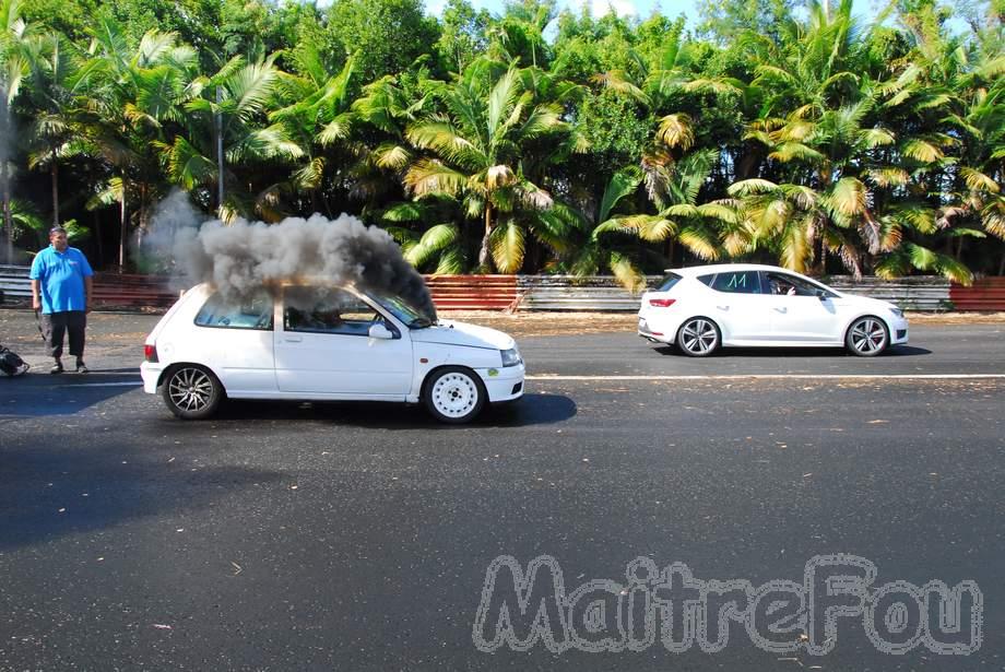 Photo MaitreFou - Auteur : MaitreFou - Mots clés :  auto moto cfg circuit run olivier moutoussamy essais libres pousse scooter drag tmax supra 