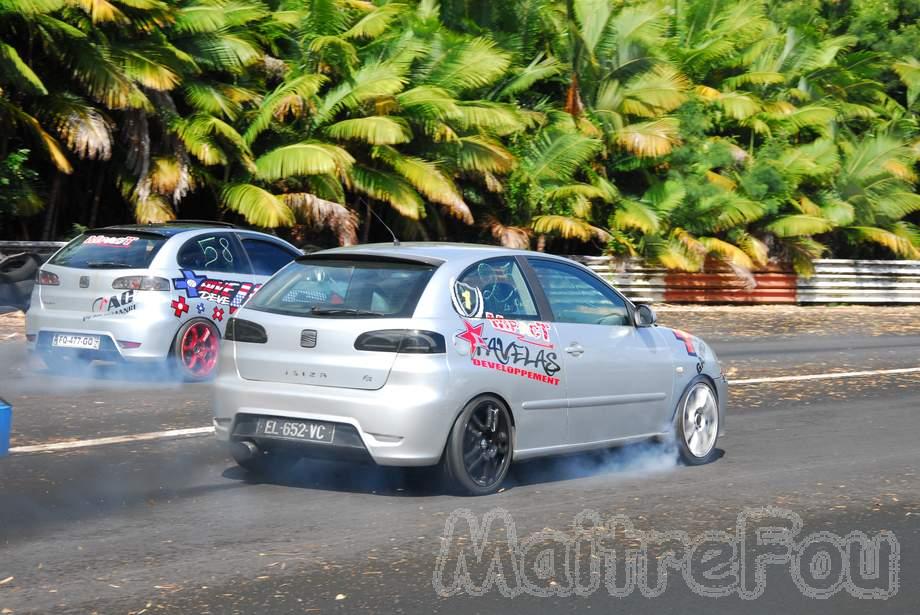 Photo MaitreFou - Auteur : MaitreFou - Mots clés :  auto moto cfg circuit run olivier moutoussamy essais libres pousse scooter drag tmax supra 