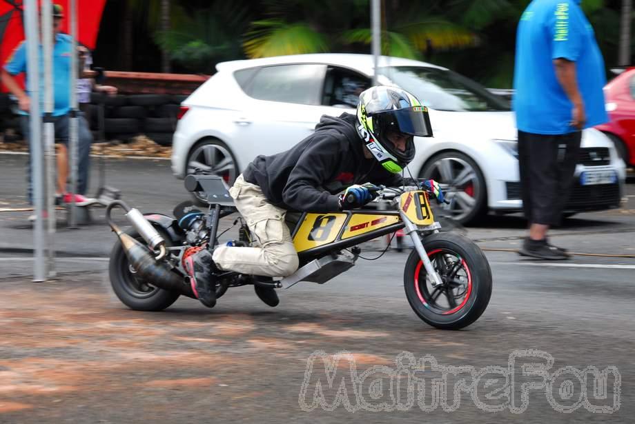 Photo MaitreFou - Auteur : MaitreFou - Mots clés :  auto moto cfg circuit run olivier moutoussamy essais libres pousse scooter drag tmax supra 