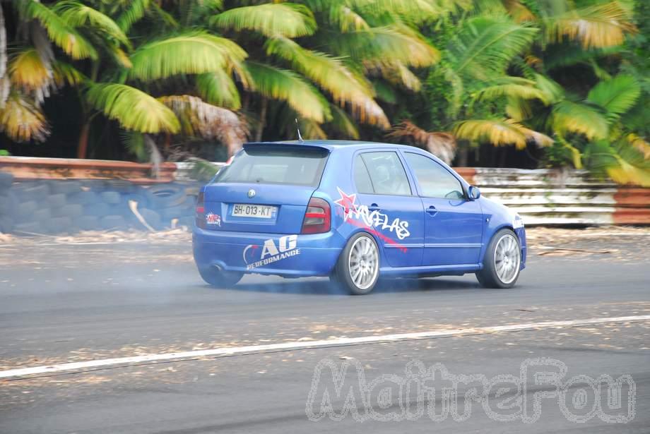 Photo MaitreFou - Auteur : MaitreFou - Mots clés :  auto moto cfg circuit run olivier moutoussamy essais libres pousse scooter drag tmax supra 