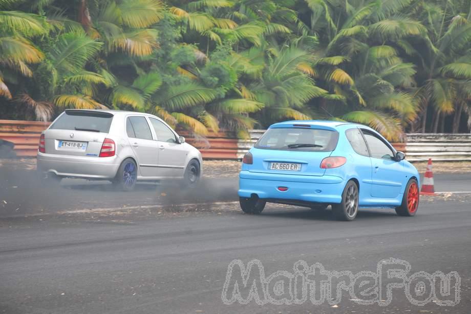 Photo MaitreFou - Auteur : MaitreFou - Mots clés :  auto moto cfg circuit run olivier moutoussamy essais libres pousse scooter drag tmax supra 