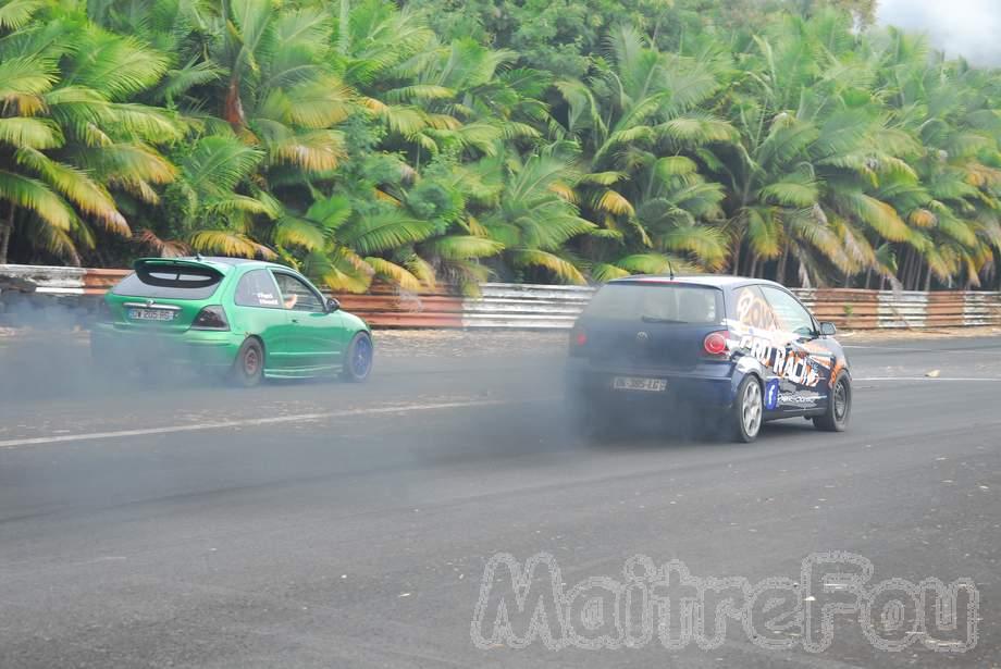 Photo MaitreFou - Auteur : MaitreFou - Mots clés :  auto moto cfg circuit run olivier moutoussamy essais libres pousse scooter drag tmax supra 
