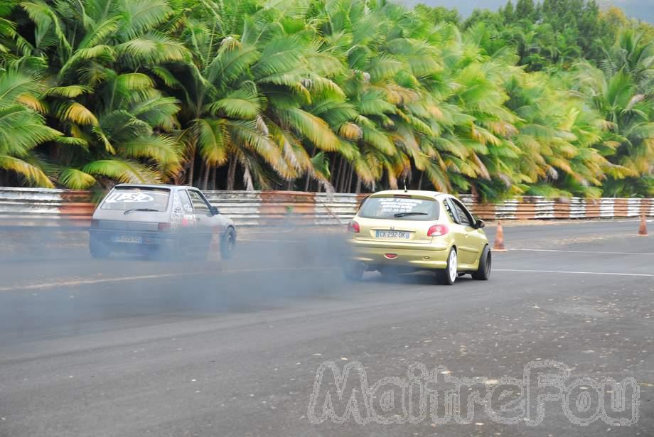 Photo MaitreFou - Auteur : MaitreFou - Mots clés :  auto moto cfg circuit run olivier moutoussamy essais libres pousse scooter drag tmax supra 