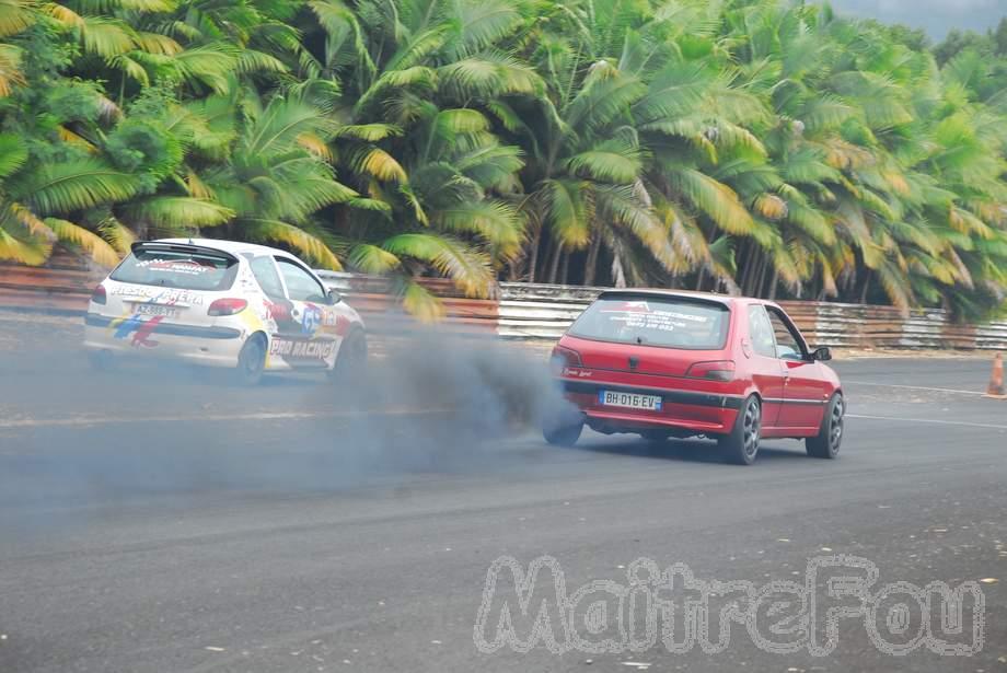 Photo MaitreFou - Auteur : MaitreFou - Mots clés :  auto moto cfg circuit run olivier moutoussamy essais libres pousse scooter drag tmax supra 