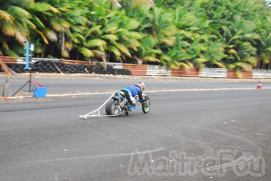 Photo MaitreFou - Auteur : MaitreFou - Mots clés :  auto moto cfg circuit run olivier moutoussamy essais libres pousse scooter drag tmax supra 