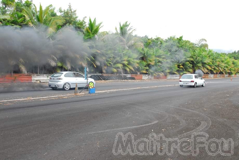 Photo MaitreFou - Auteur : MaitreFou - Mots clés :  auto moto cfg circuit run olivier moutoussamy essais libres pousse scooter drag tmax supra 
