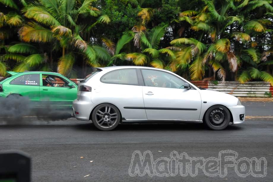 Photo MaitreFou - Auteur : MaitreFou - Mots clés :  auto moto cfg circuit run olivier moutoussamy essais libres pousse scooter drag tmax supra 
