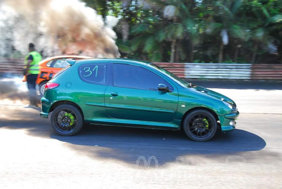 Photo MaitreFou - Auteur : Benjamin - Mots cl&eacute;s :  auto cfg circuit run chinoixxx diesel essais libres pousse 