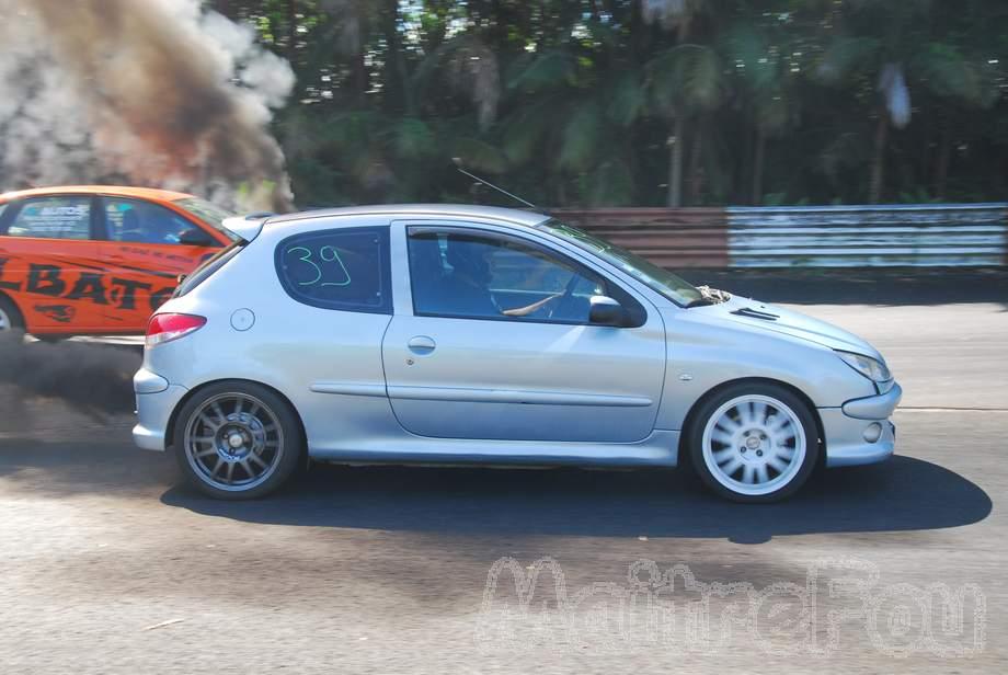 Photo MaitreFou - Auteur : Benjamin - Mots cl&eacute;s :  auto cfg circuit run chinoixxx diesel essais libres pousse 