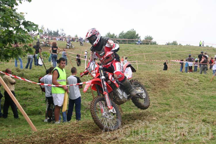 Photo MaitreFou - Auteur : Michael - Mots clés :  moto motocross terre saut championnat endurance grand coude 6h saint joseph 