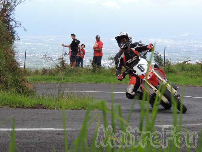 Photo MaitreFou - Auteur : Jean Marc G. - Yann H. - Mots clés :  moto course de cote quad cyclo trail supermotard routiere gros cube tampon notre dame de la paix 