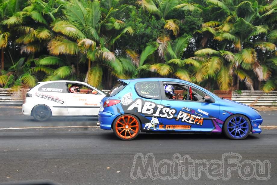 Photo MaitreFou - Auteur : MaitreFou - Mots clés :  auto moto cfg circuit run olivier moutoussamy essais libres pousse scooter drag tmax supra 