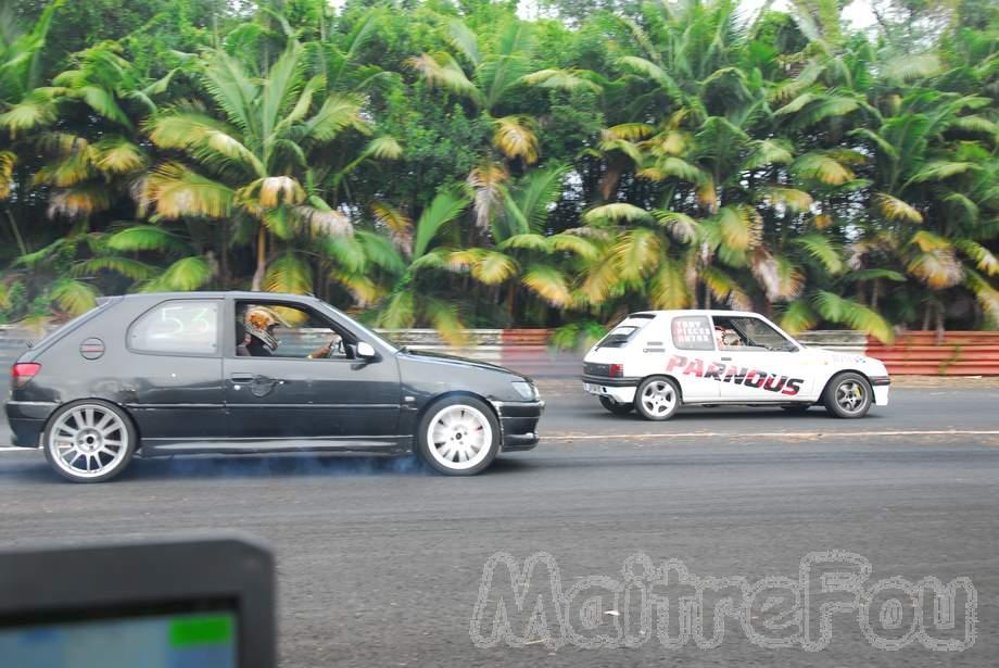 Photo MaitreFou - Auteur : MaitreFou - Mots clés :  auto moto cfg circuit run olivier moutoussamy essais libres pousse scooter drag tmax supra 