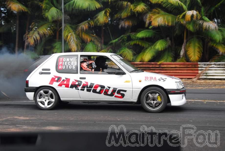 Photo MaitreFou - Auteur : MaitreFou - Mots clés :  auto moto cfg circuit run olivier moutoussamy essais libres pousse scooter drag tmax supra 