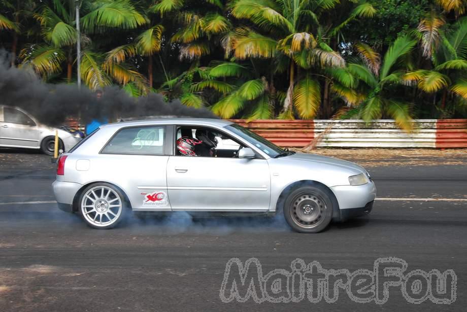 Photo MaitreFou - Auteur : MaitreFou - Mots clés :  auto moto cfg circuit run olivier moutoussamy essais libres pousse scooter drag tmax supra 